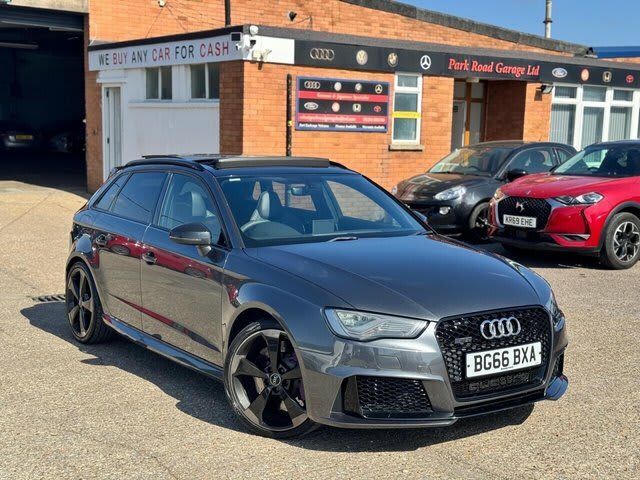 AUDI RS3