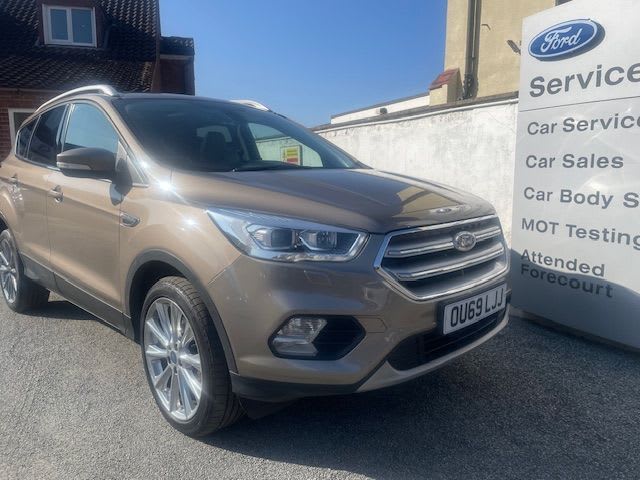 FORD KUGA