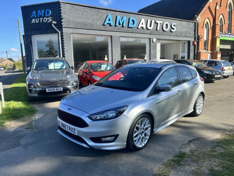 FORD FOCUS