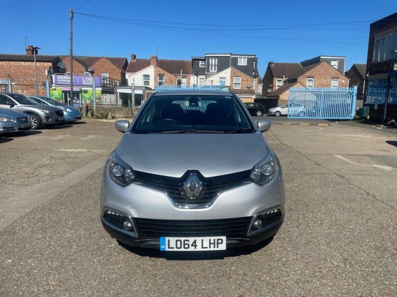RENAULT CAPTUR
