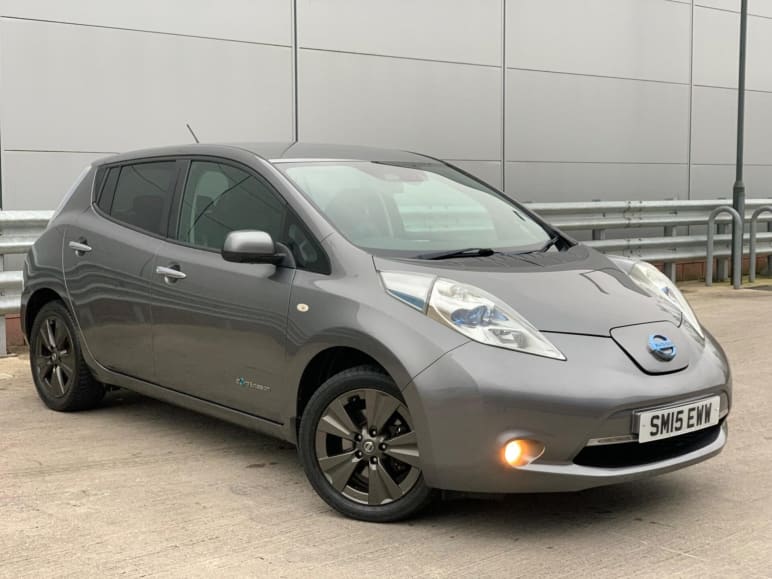 NISSAN LEAF