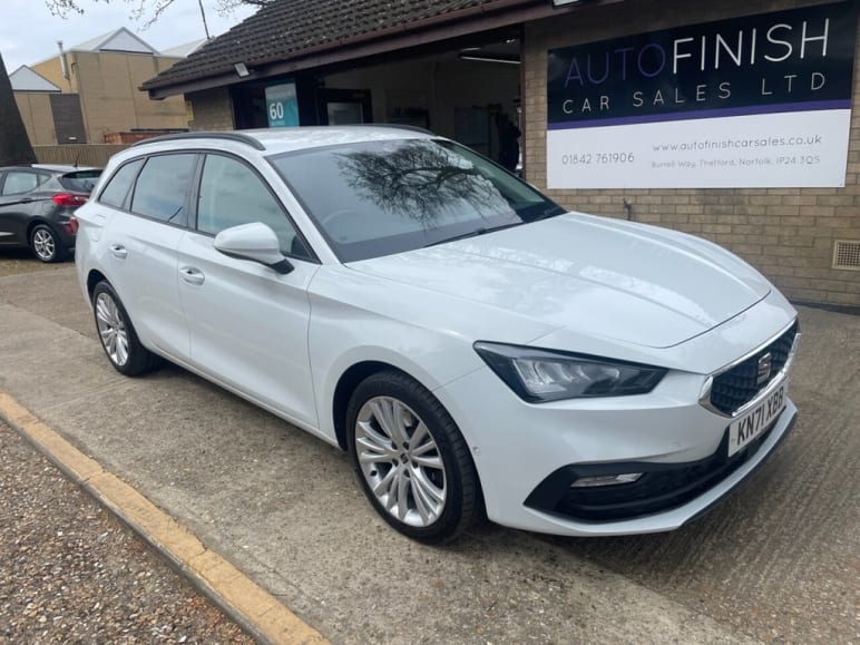 SEAT LEON