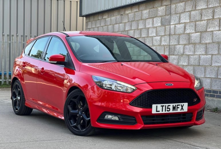 FORD FOCUS