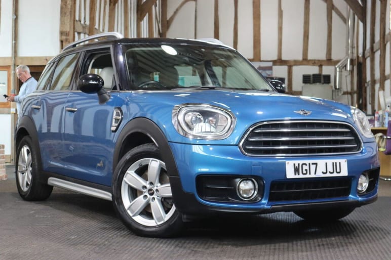MINI COUNTRYMAN