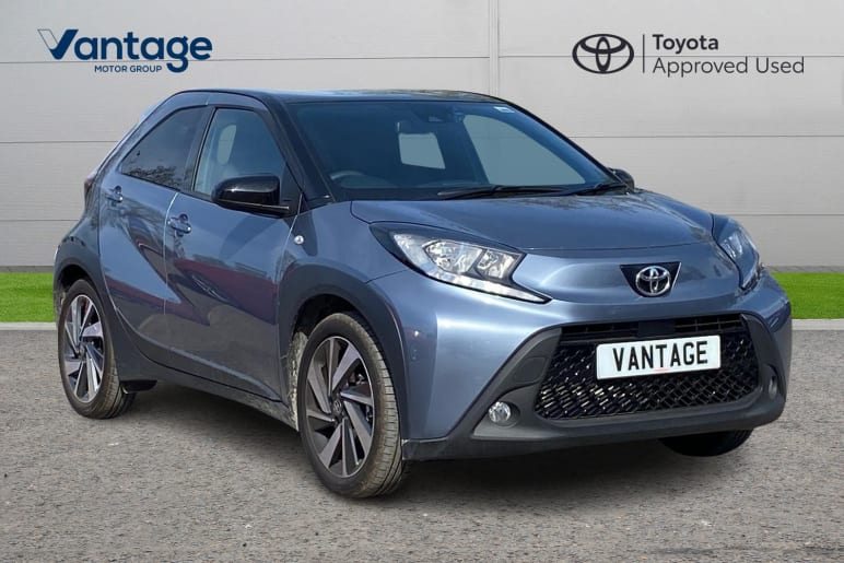 TOYOTA AYGO X