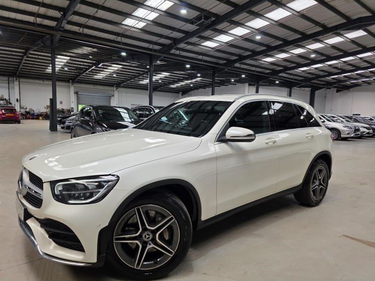 MERCEDES-BENZ GLC