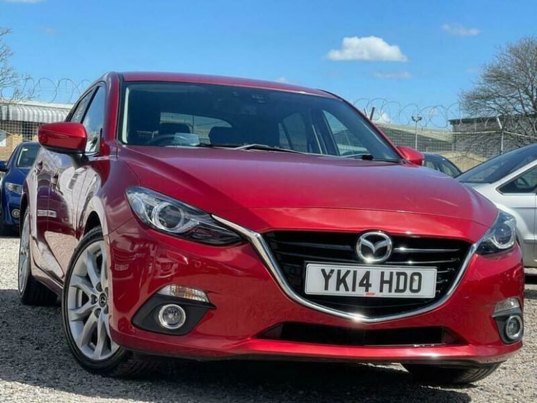 MAZDA 3