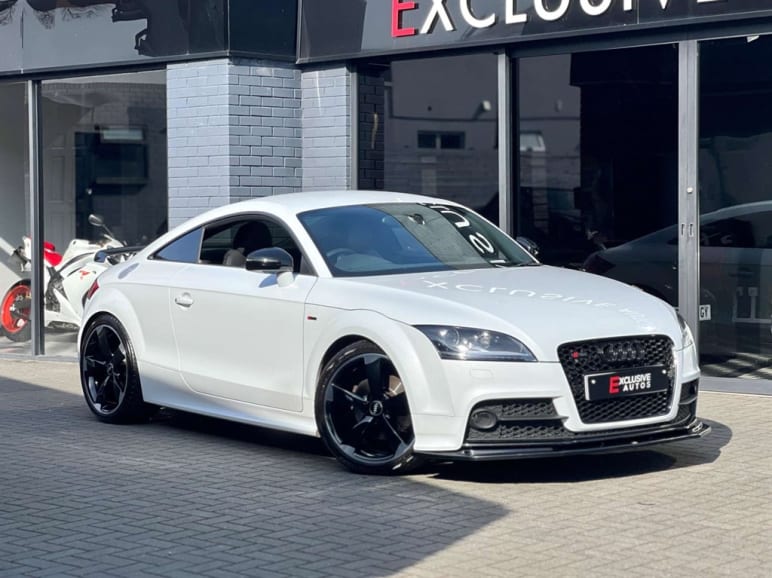 AUDI TT