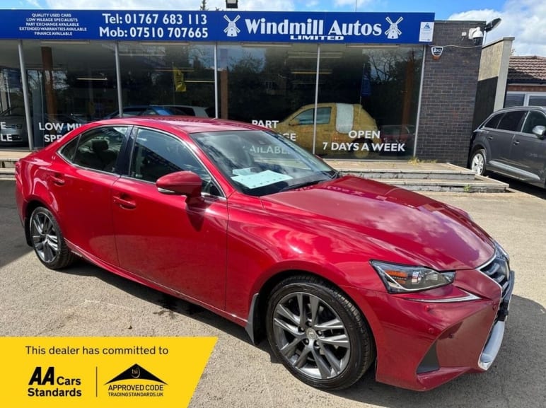 LEXUS IS