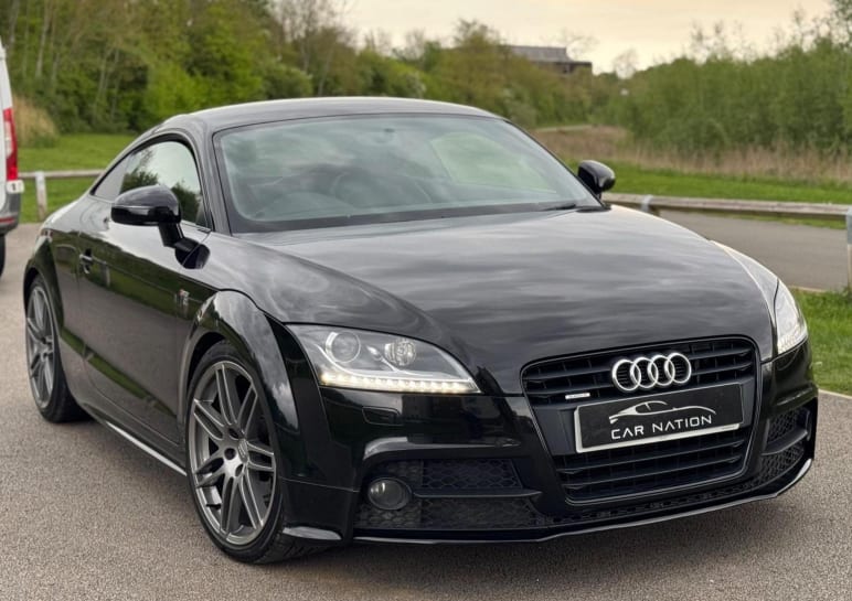 AUDI TT