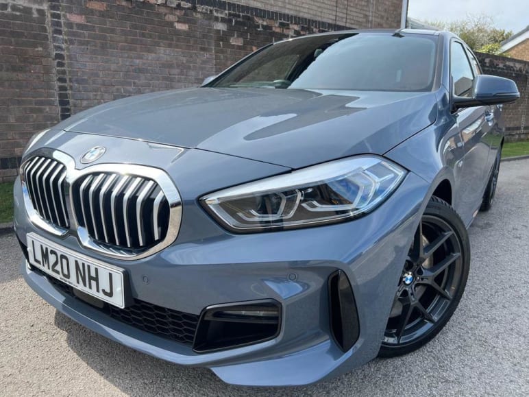 BMW 1 SERIES