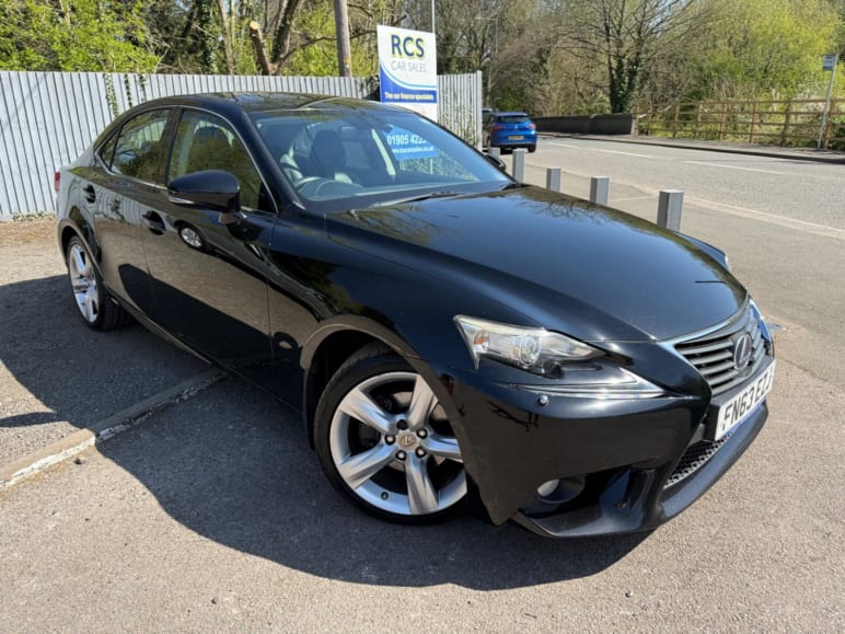 LEXUS IS