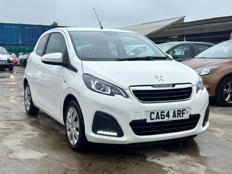 PEUGEOT 108