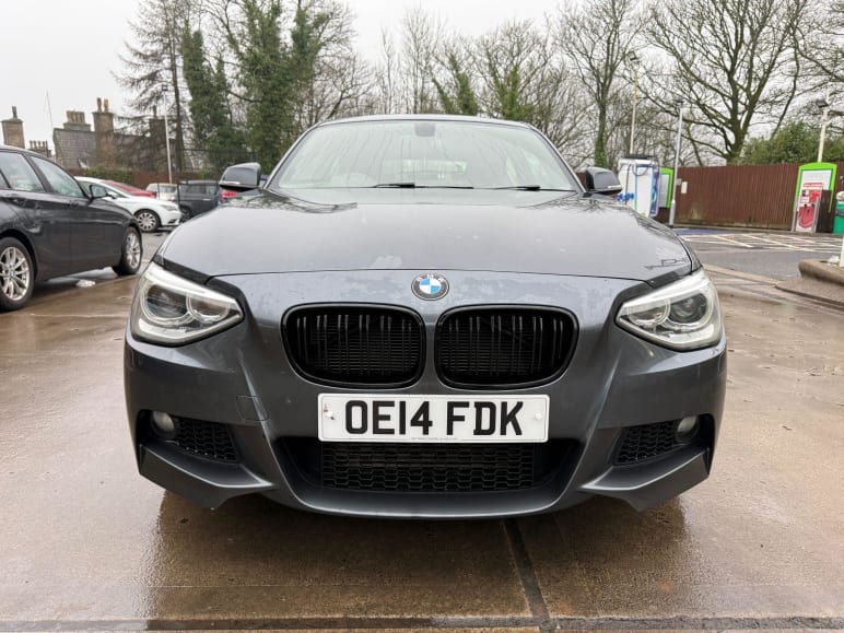 BMW 1 SERIES