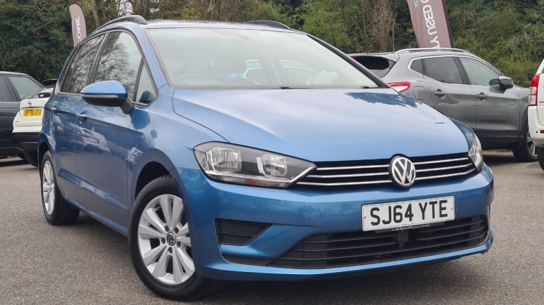 Volkswagen Golf Sv