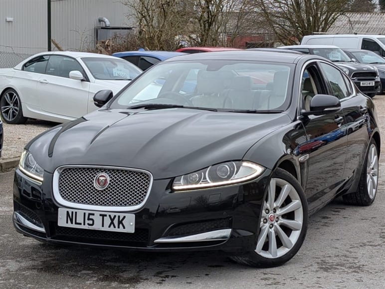 JAGUAR XF