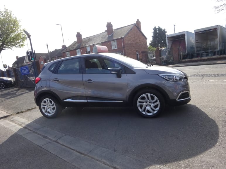 RENAULT CAPTUR