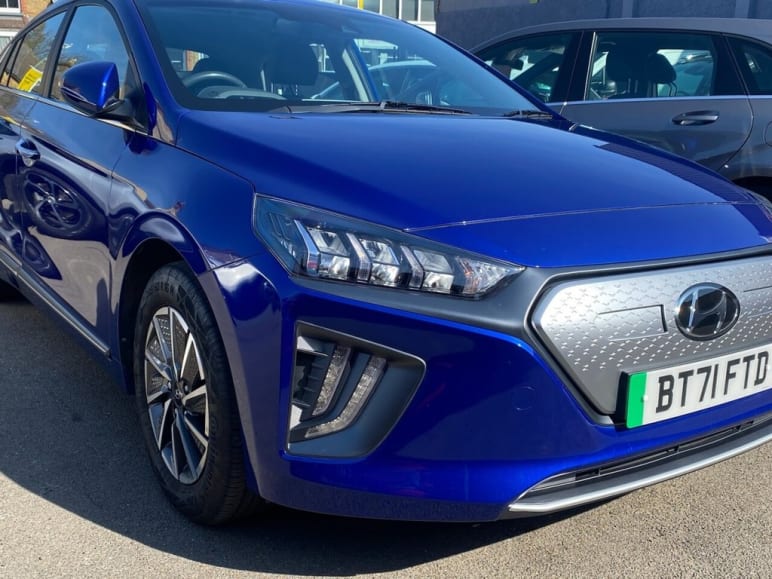HYUNDAI IONIQ