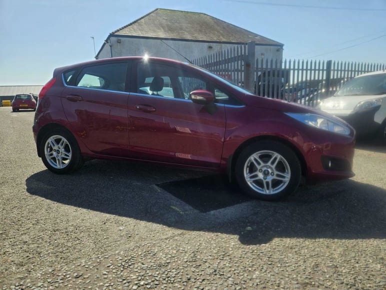 FORD FIESTA