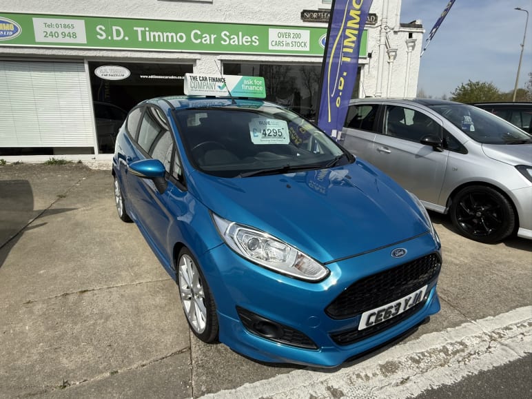 FORD FIESTA