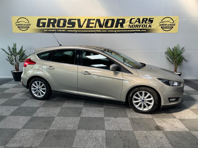 FORD FOCUS