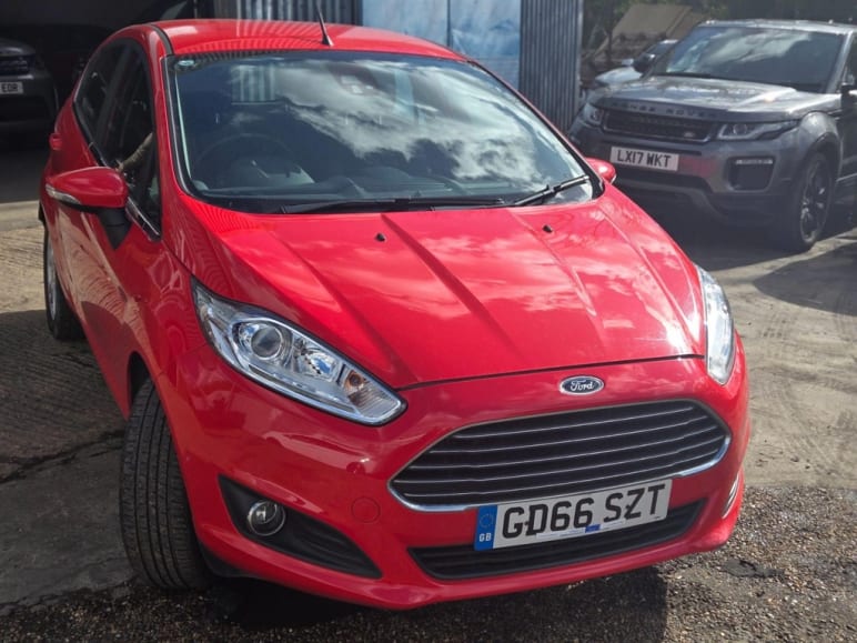 FORD FIESTA