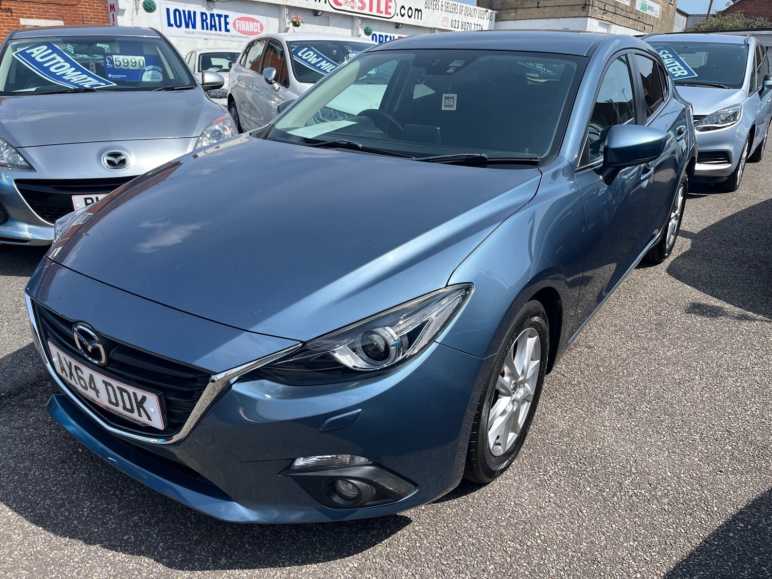 MAZDA 3