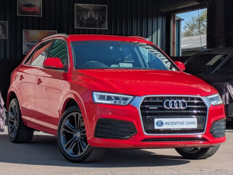 AUDI Q3