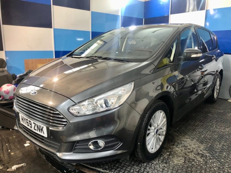 Ford S-MAX