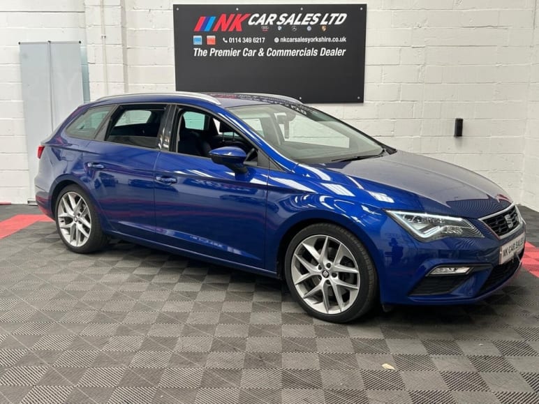 SEAT LEON