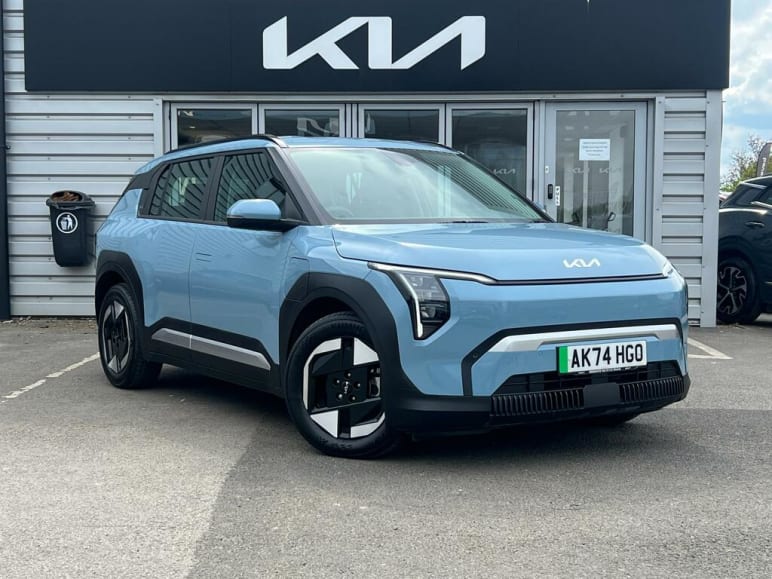 KIA EV3