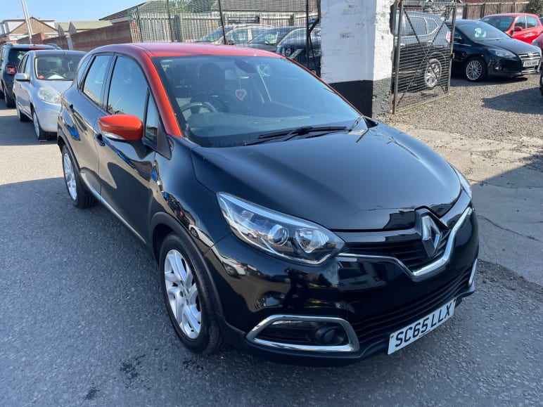 RENAULT CAPTUR