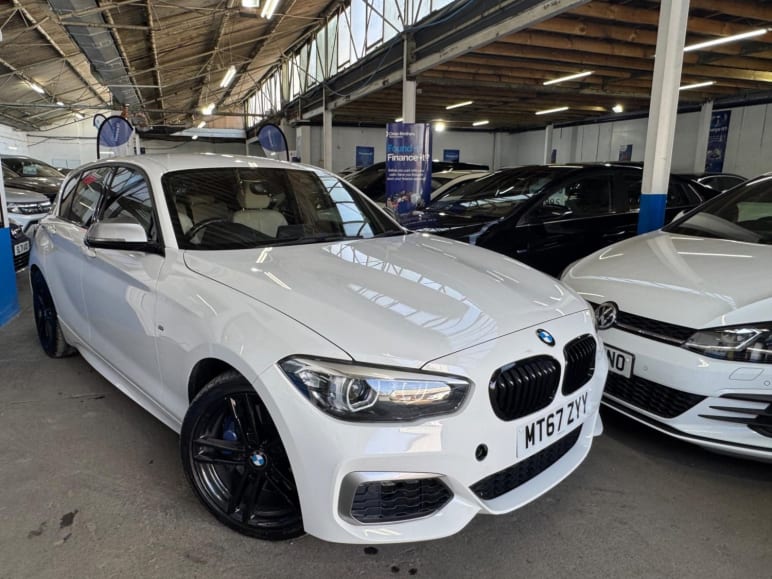 BMW 1 SERIES