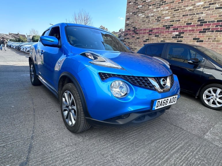 NISSAN JUKE