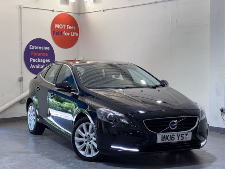 VOLVO V40