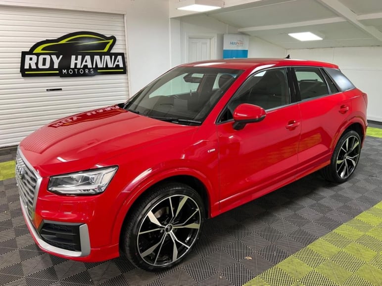 AUDI Q2