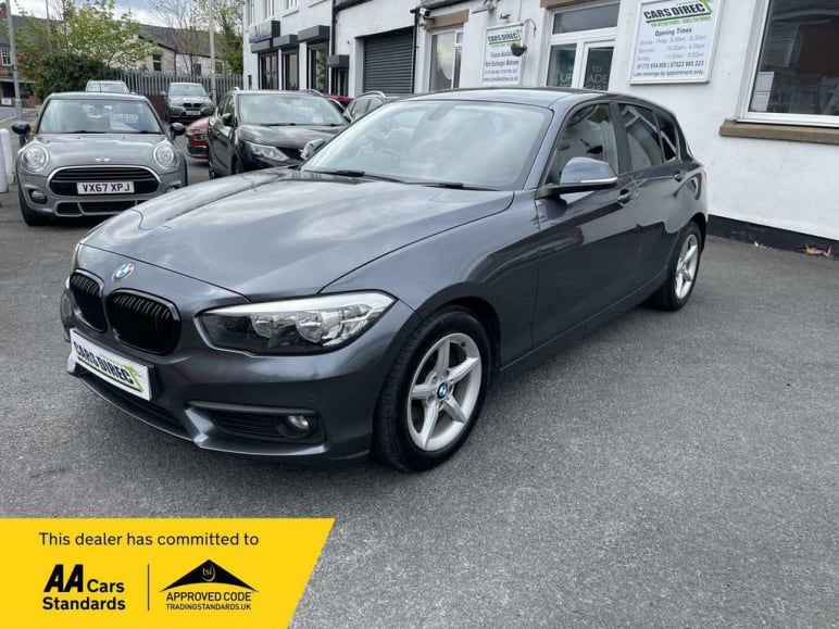 BMW 1 SERIES