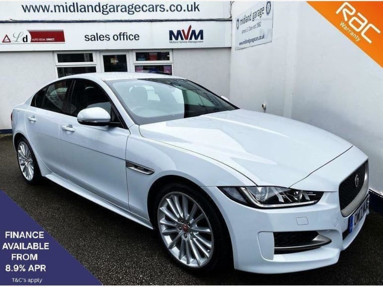 JAGUAR XE