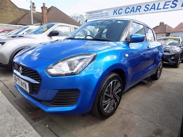 SUZUKI SWIFT