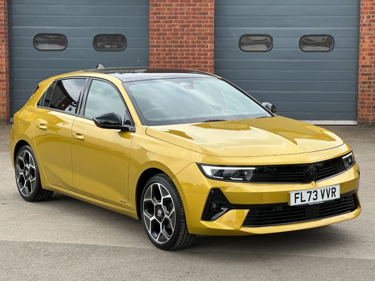 VAUXHALL ASTRA