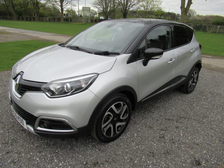 RENAULT CAPTUR