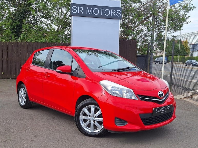 TOYOTA YARIS