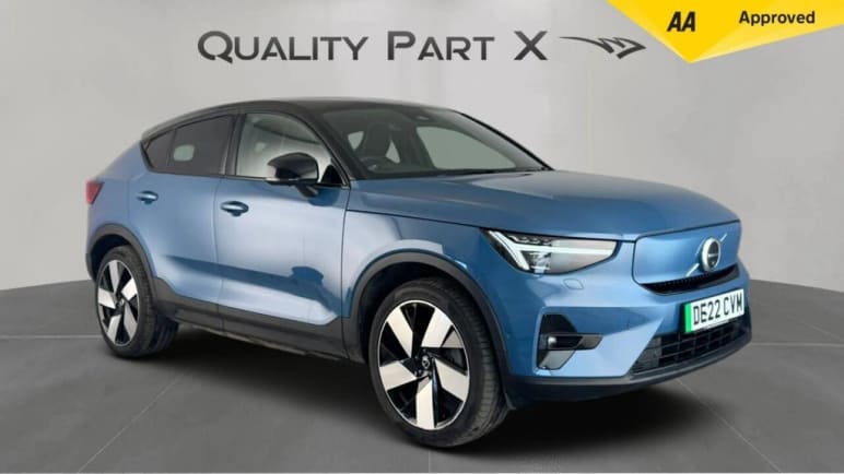 VOLVO C40