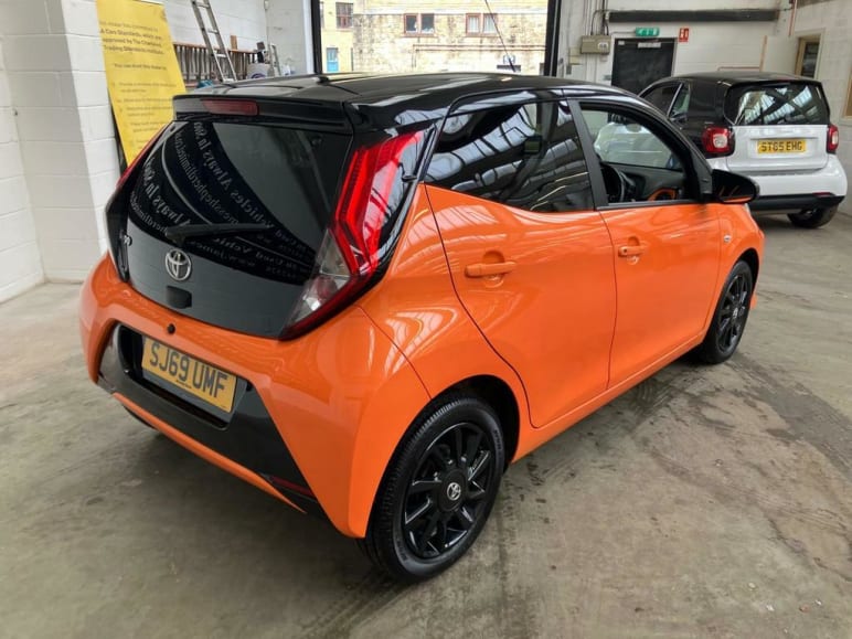 TOYOTA AYGO
