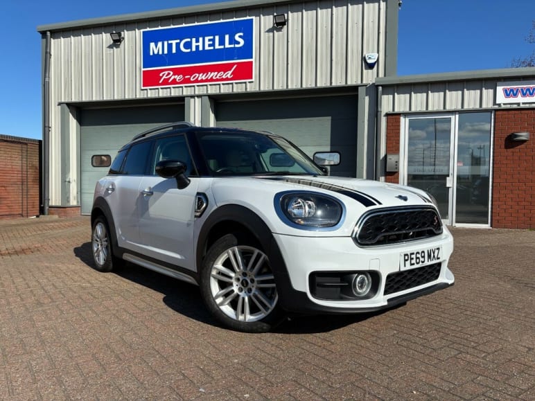 MINI COUNTRYMAN