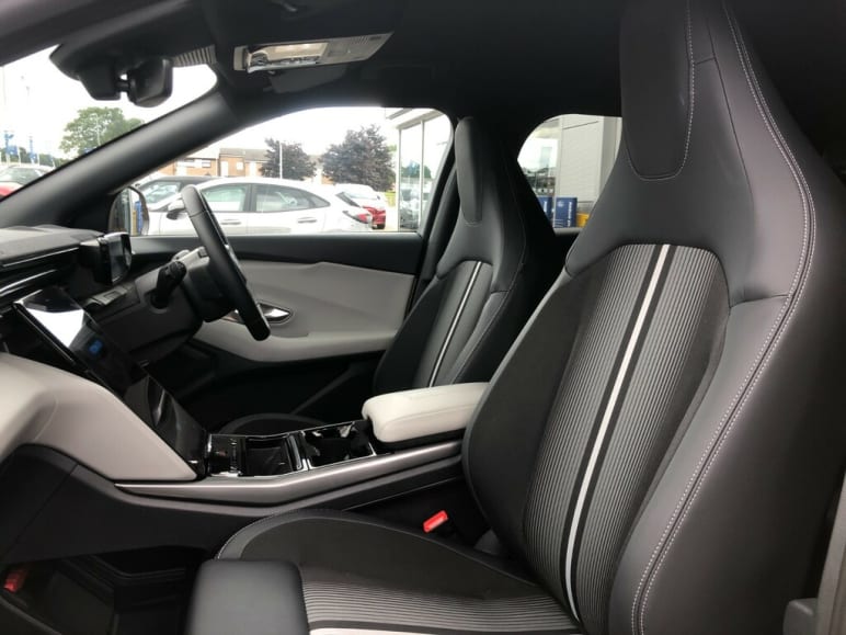 210kW Select 77kWh 5dr Auto