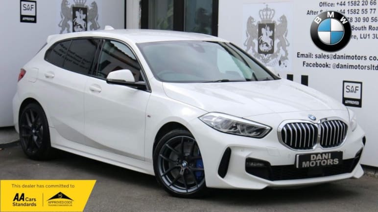 BMW 1 SERIES