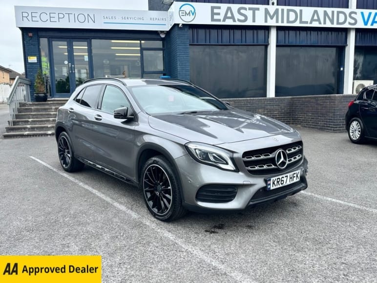 MERCEDES-BENZ GLA