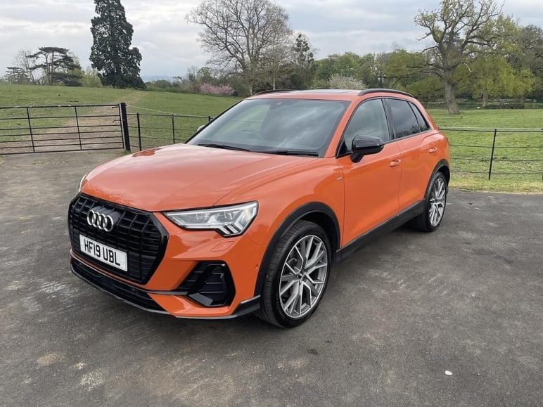 AUDI Q3