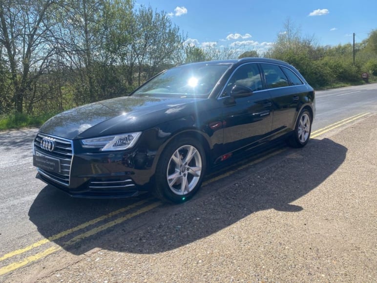 AUDI A4